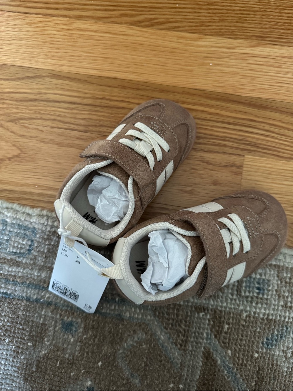 H&M Brown and Cream toddler boy size 7 Sneakers with Velcro Strap